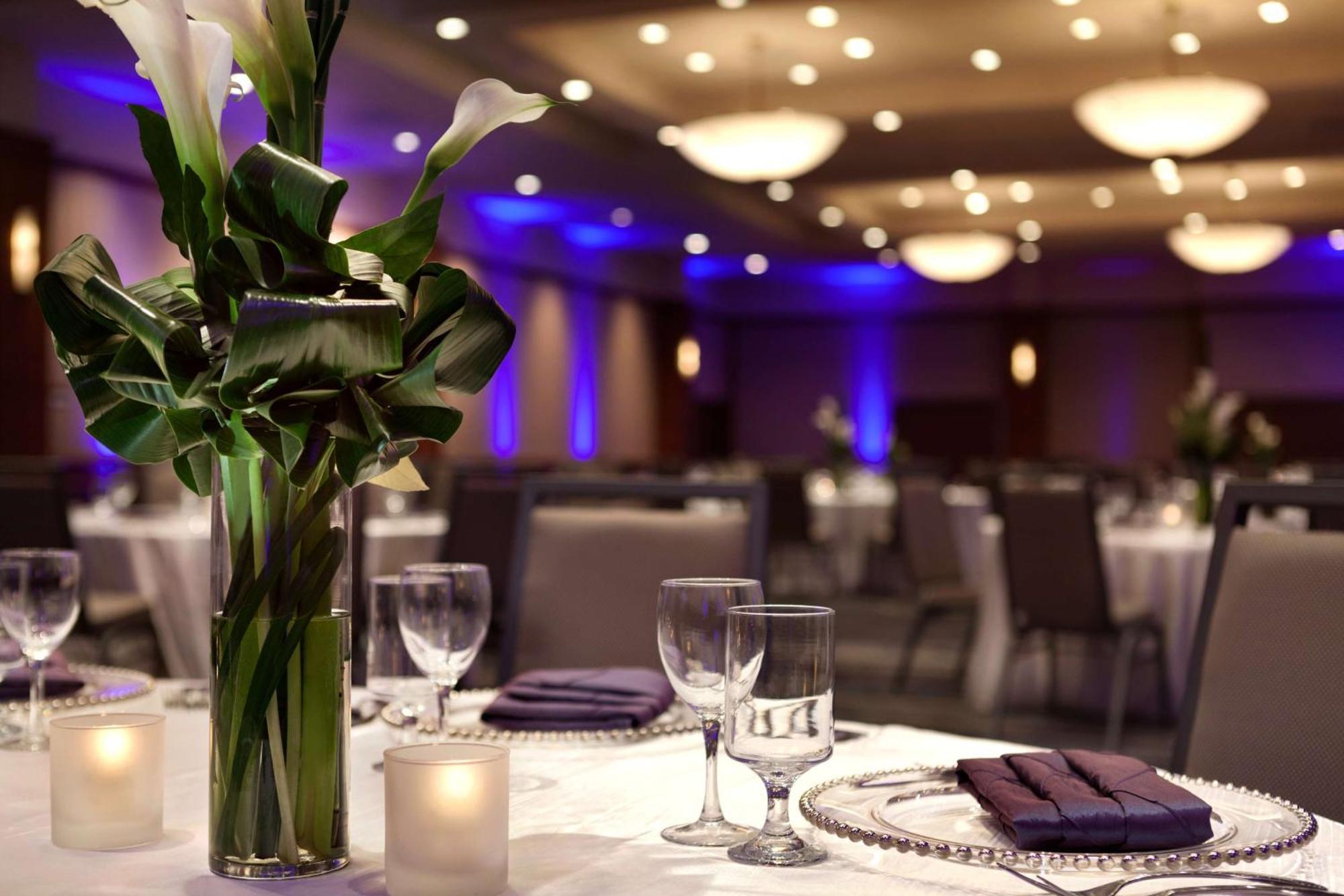 Doubletree By Hilton Minneapolis Park Place Saint Louis Park Buitenkant foto