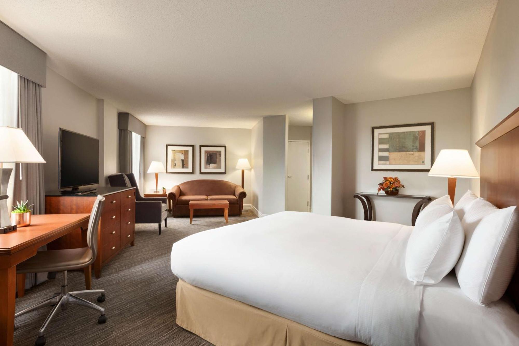 Doubletree By Hilton Minneapolis Park Place Saint Louis Park Buitenkant foto