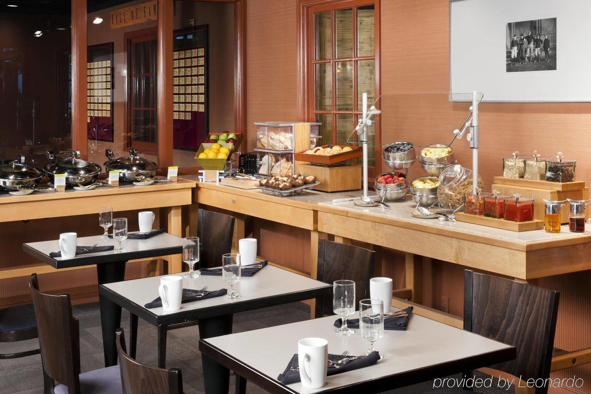 Doubletree By Hilton Minneapolis Park Place Saint Louis Park Restaurant foto